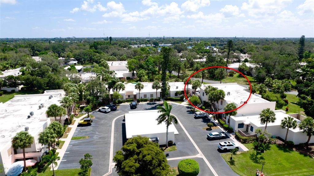For Sale: $190,000 (2 beds, 2 baths, 1035 Square Feet)