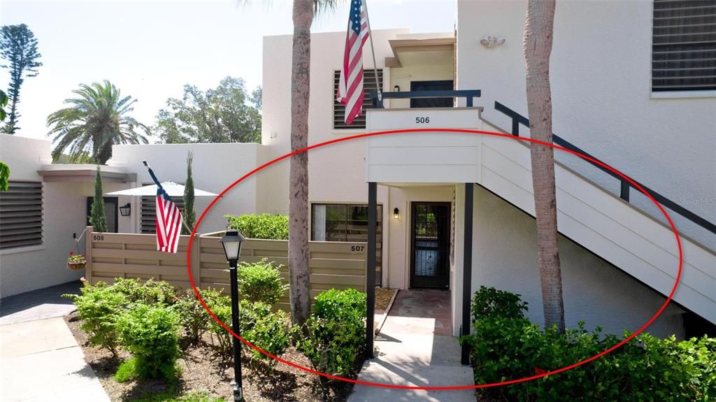 For Sale: $190,000 (2 beds, 2 baths, 1035 Square Feet)