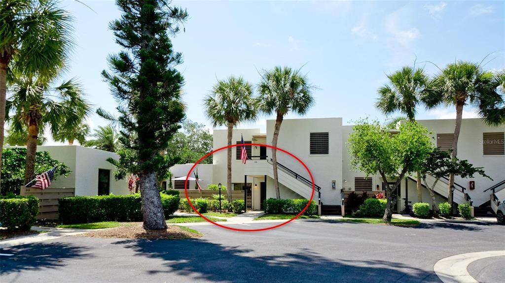 For Sale: $190,000 (2 beds, 2 baths, 1035 Square Feet)