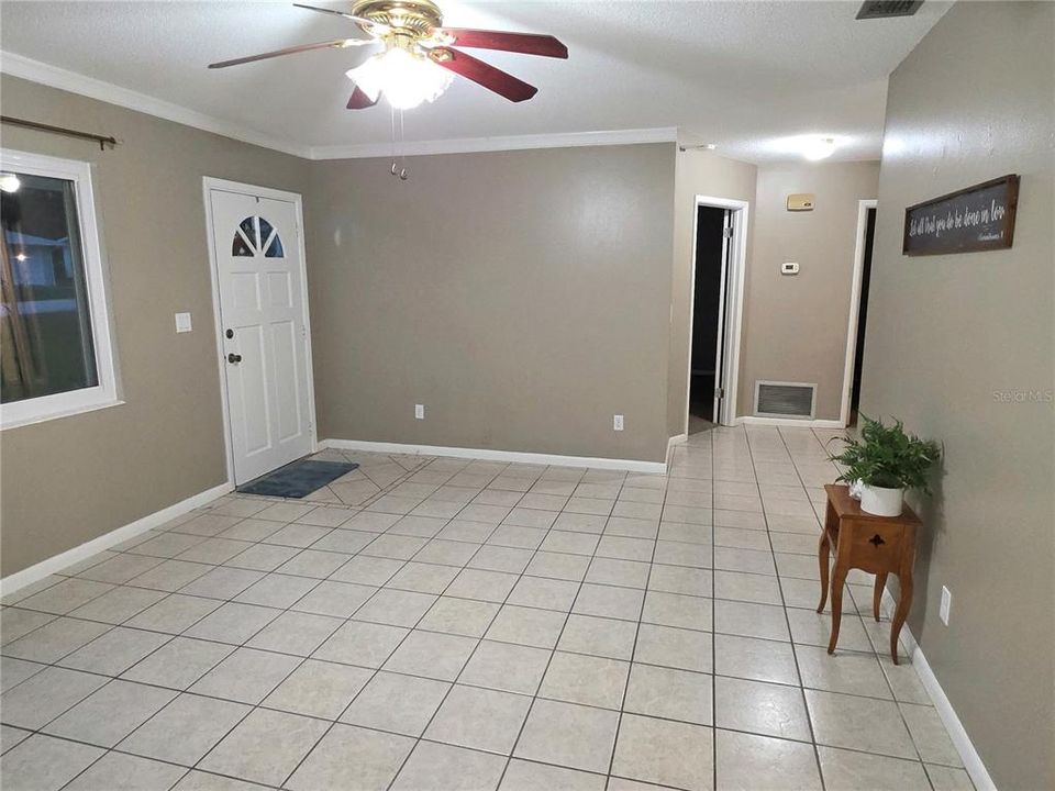 En Venta: $184,000 (2 camas, 1 baños, 1149 Pies cuadrados)
