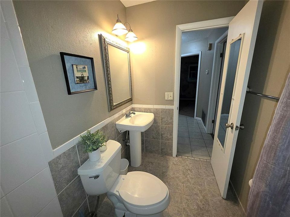 En Venta: $184,000 (2 camas, 1 baños, 1149 Pies cuadrados)