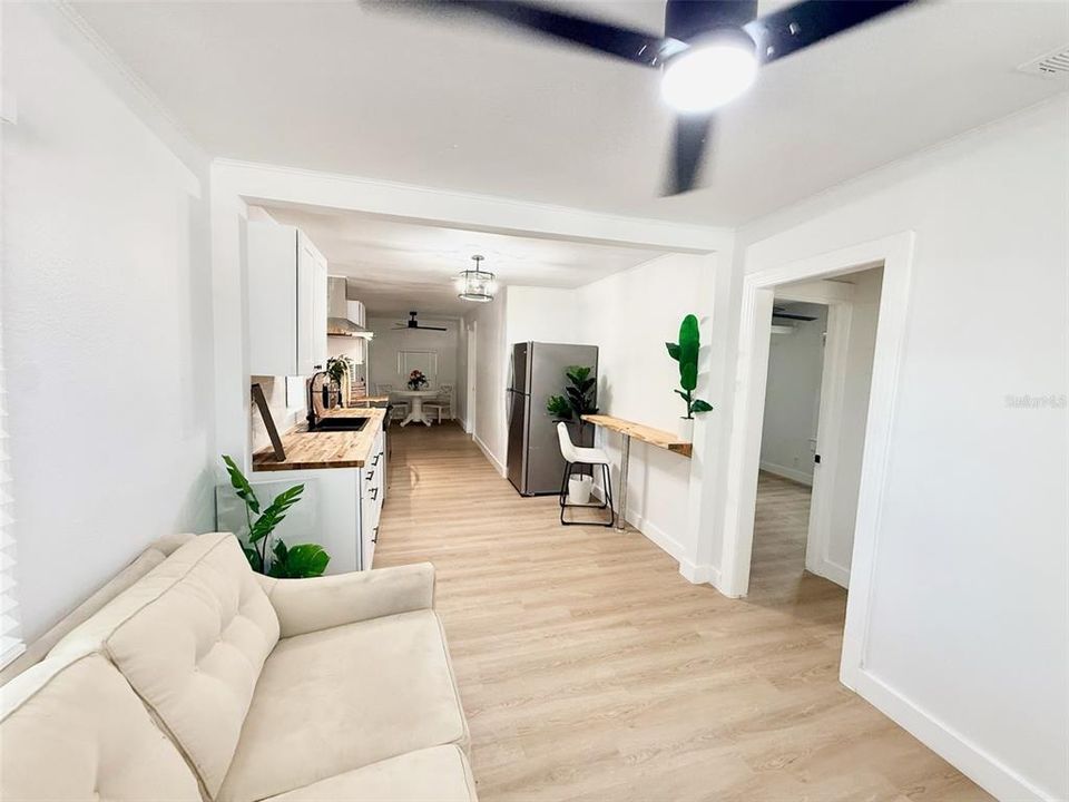 For Sale: $399,990 (3 beds, 2 baths, 1295 Square Feet)