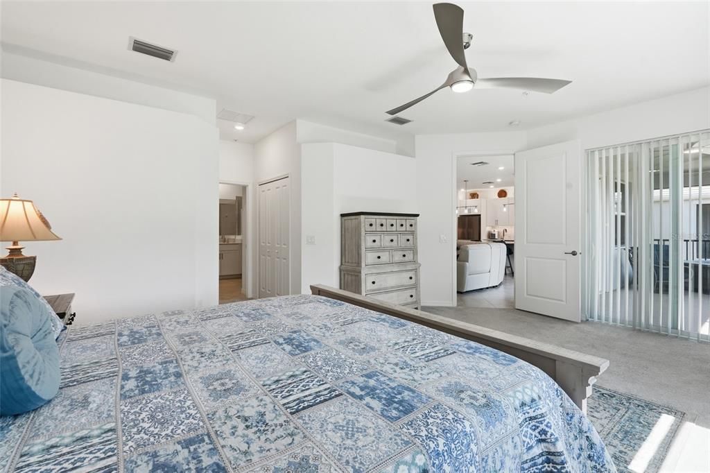 En Venta: $374,900 (3 camas, 2 baños, 2110 Pies cuadrados)