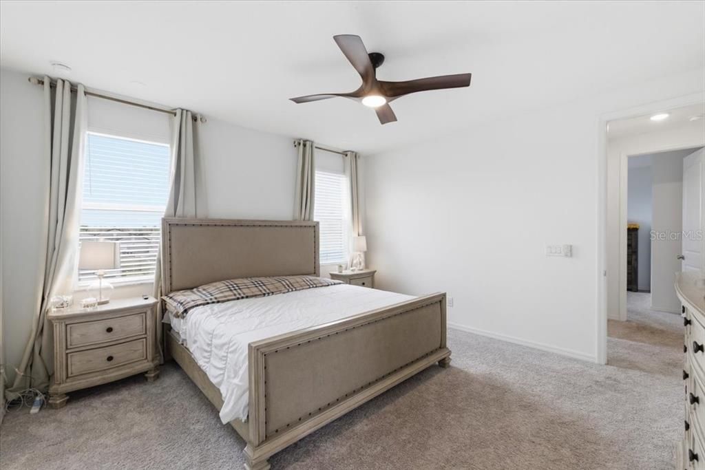 For Sale: $449,900 (4 beds, 3 baths, 2711 Square Feet)