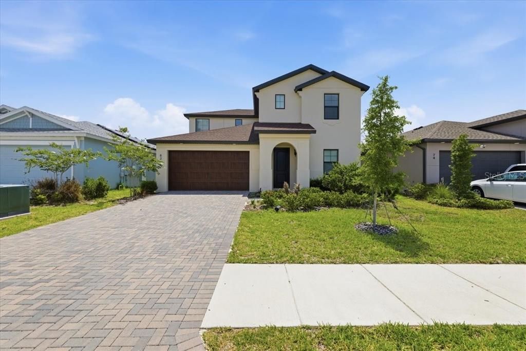For Sale: $449,900 (4 beds, 3 baths, 2711 Square Feet)
