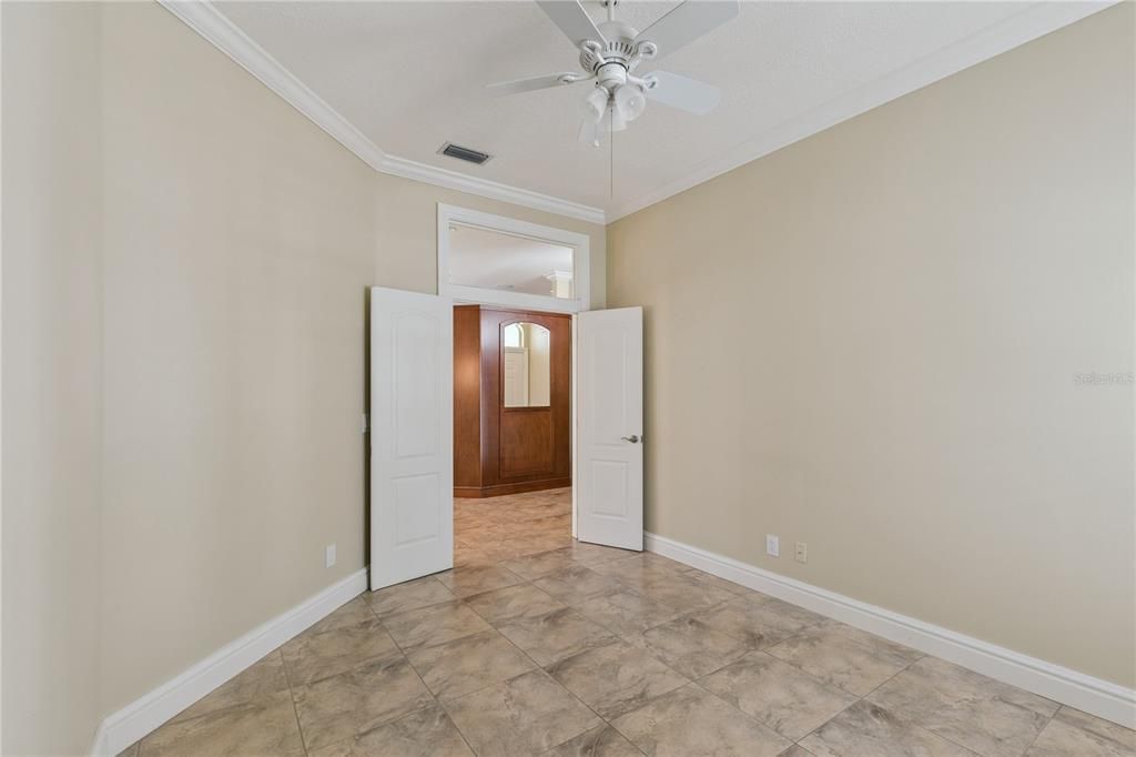 For Sale: $565,000 (3 beds, 2 baths, 1655 Square Feet)