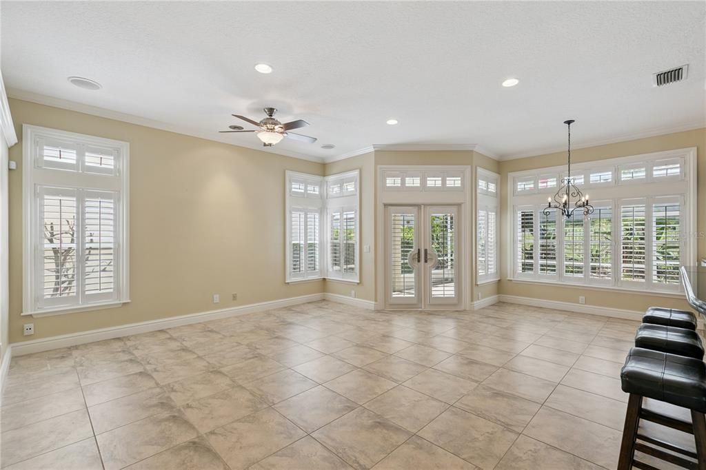 For Sale: $565,000 (3 beds, 2 baths, 1655 Square Feet)