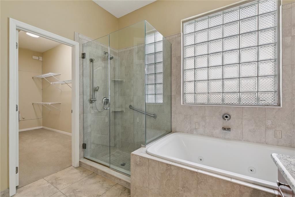 For Sale: $565,000 (3 beds, 2 baths, 1655 Square Feet)