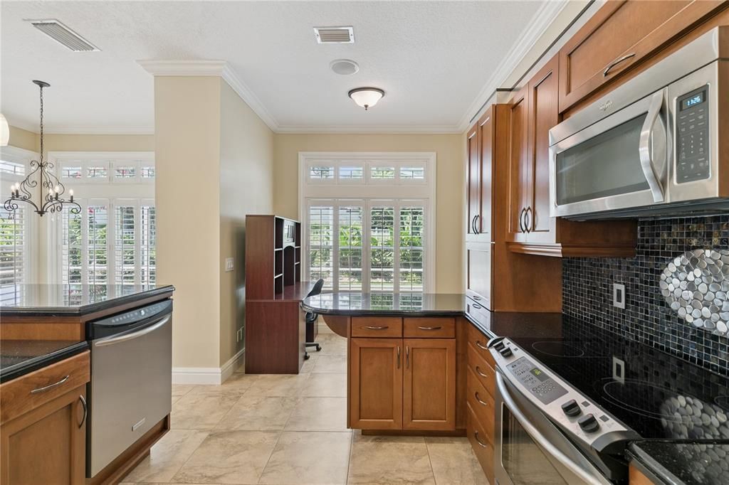 For Sale: $565,000 (3 beds, 2 baths, 1655 Square Feet)