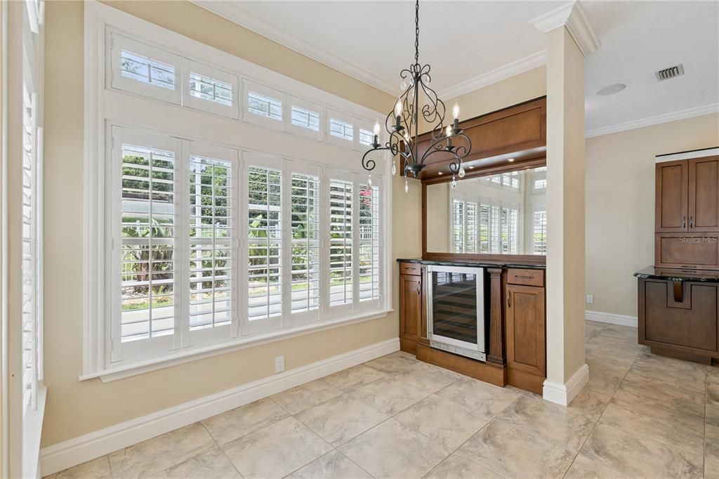 For Sale: $565,000 (3 beds, 2 baths, 1655 Square Feet)