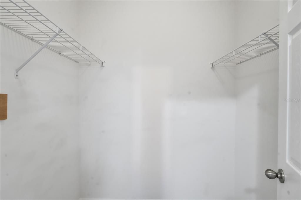 En Venta: $525,000 (4 camas, 3 baños, 2440 Pies cuadrados)