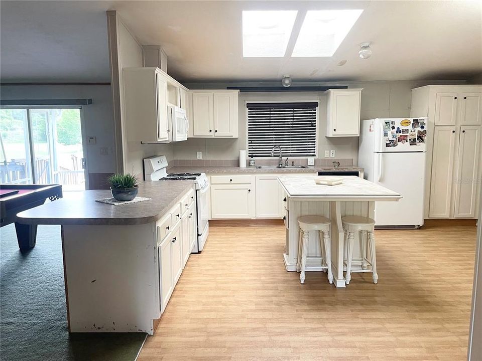 For Sale: $362,700 (4 beds, 2 baths, 2280 Square Feet)