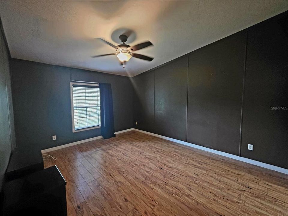 For Sale: $362,700 (4 beds, 2 baths, 2280 Square Feet)