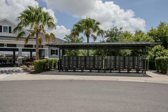 For Sale: $449,000 (5 beds, 3 baths, 2447 Square Feet)