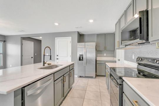 For Sale: $449,000 (5 beds, 3 baths, 2447 Square Feet)