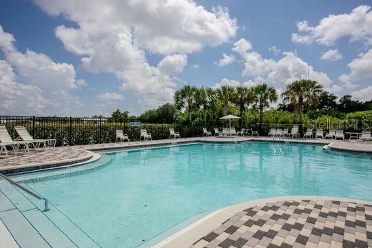 For Sale: $449,000 (5 beds, 3 baths, 2447 Square Feet)