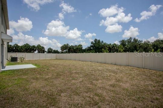 For Sale: $449,000 (5 beds, 3 baths, 2447 Square Feet)