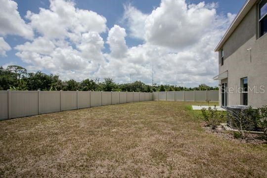 For Sale: $449,000 (5 beds, 3 baths, 2447 Square Feet)