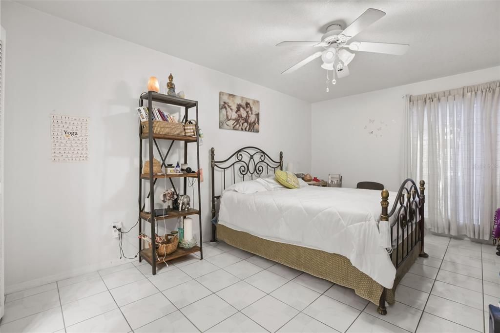 For Sale: $195,000 (2 beds, 2 baths, 1080 Square Feet)