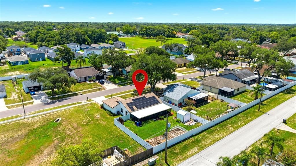 For Sale: $399,900 (3 beds, 2 baths, 1232 Square Feet)