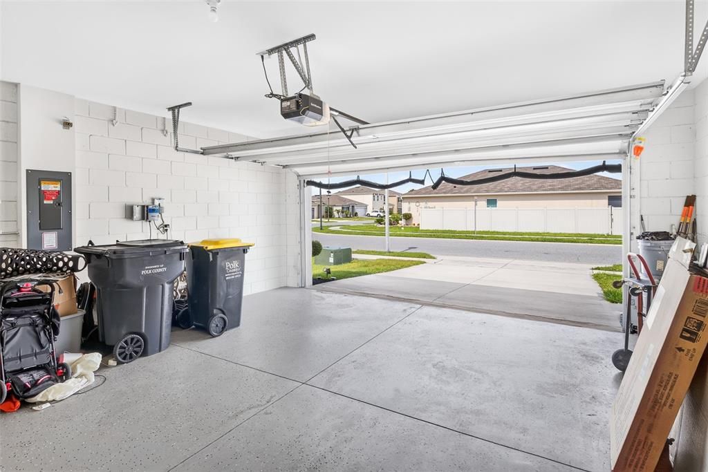 For Sale: $360,000 (3 beds, 2 baths, 1690 Square Feet)