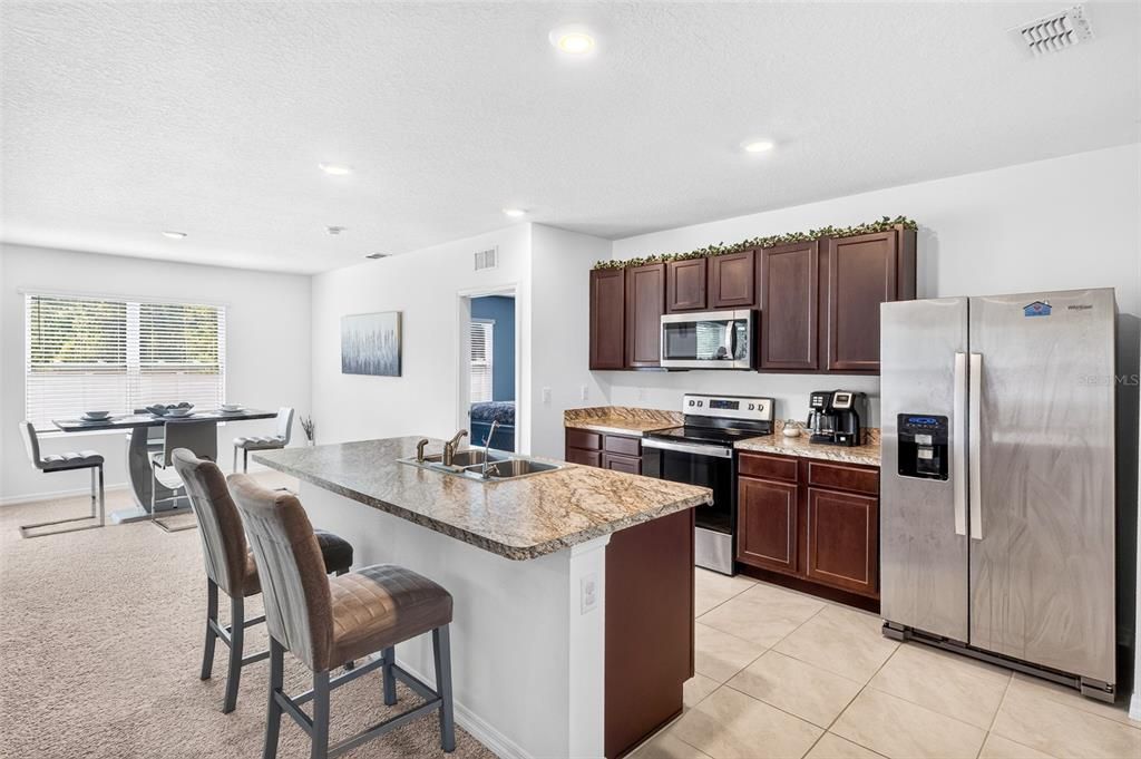 For Sale: $360,000 (3 beds, 2 baths, 1690 Square Feet)