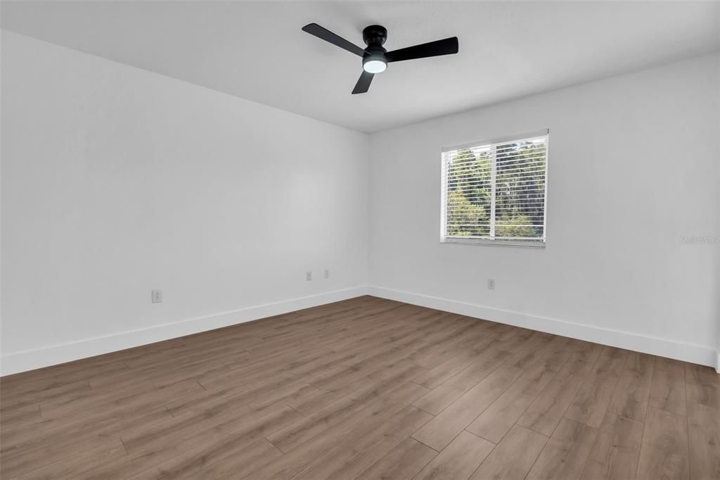 For Sale: $469,000 (3 beds, 2 baths, 1805 Square Feet)