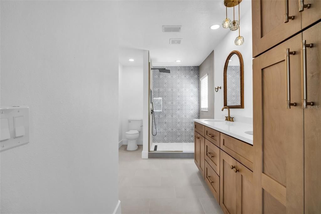 For Sale: $469,000 (3 beds, 2 baths, 1805 Square Feet)
