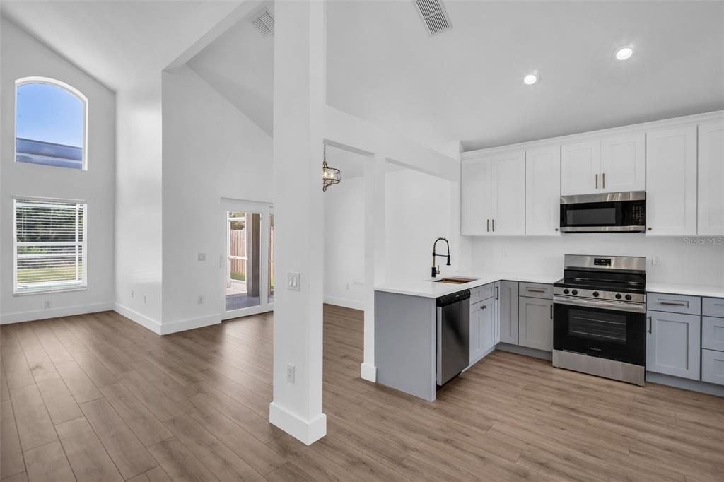 For Sale: $469,000 (3 beds, 2 baths, 1805 Square Feet)