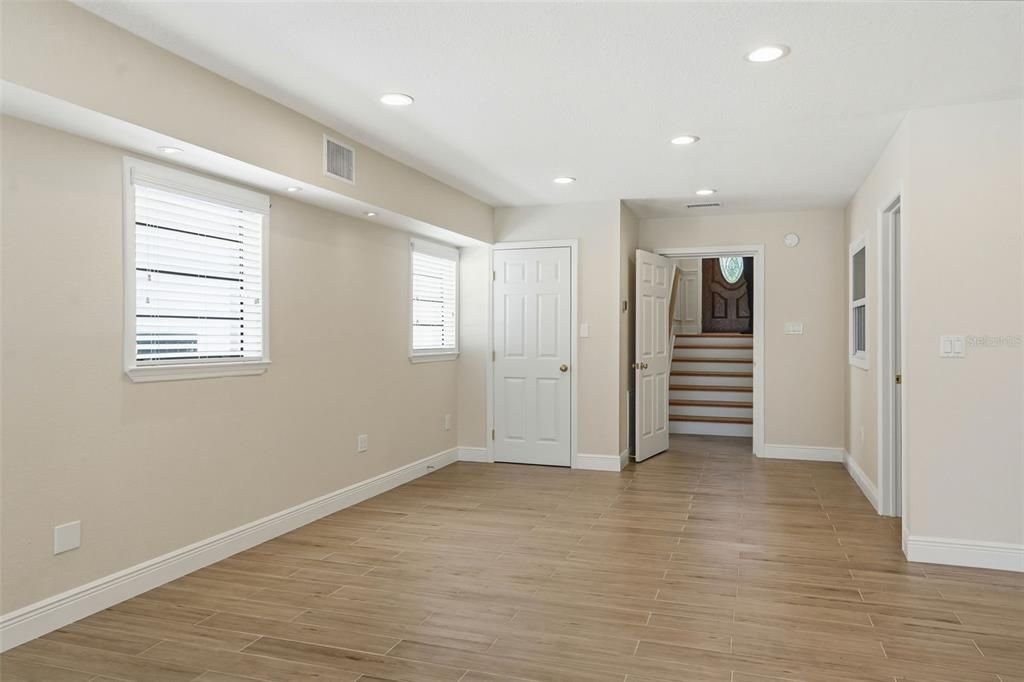 For Sale: $819,900 (5 beds, 3 baths, 2971 Square Feet)