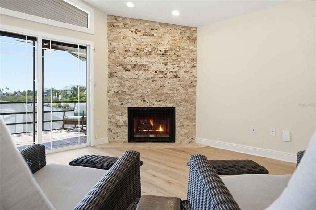 For Sale: $819,900 (5 beds, 3 baths, 2971 Square Feet)