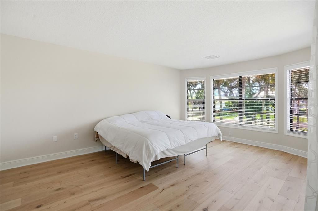 For Sale: $819,900 (5 beds, 3 baths, 2971 Square Feet)