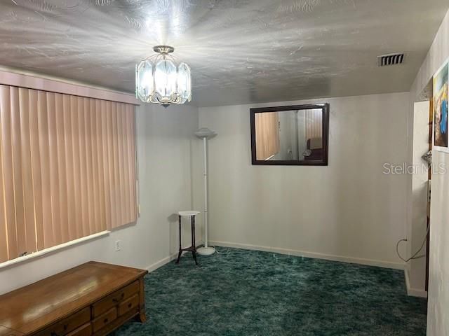 For Sale: $259,000 (3 beds, 2 baths, 1100 Square Feet)