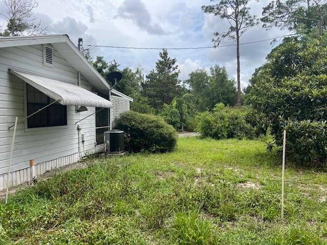 For Sale: $259,000 (3 beds, 2 baths, 1100 Square Feet)