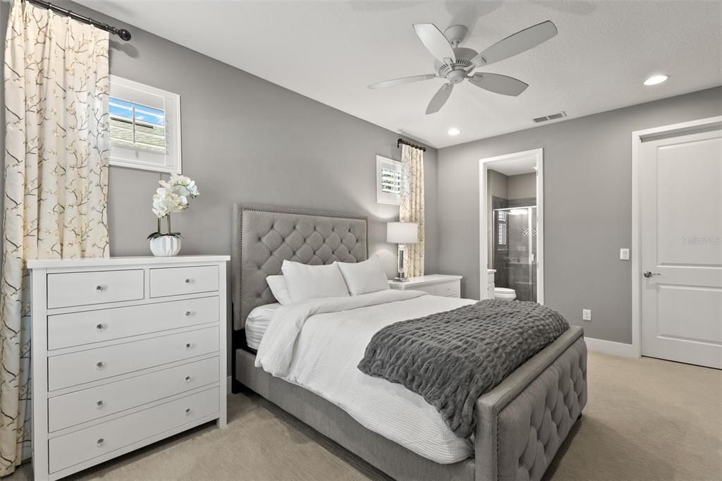 For Sale: $485,000 (4 beds, 3 baths, 2364 Square Feet)