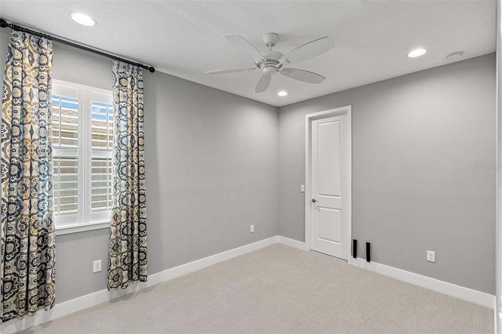 For Sale: $485,000 (4 beds, 3 baths, 2364 Square Feet)
