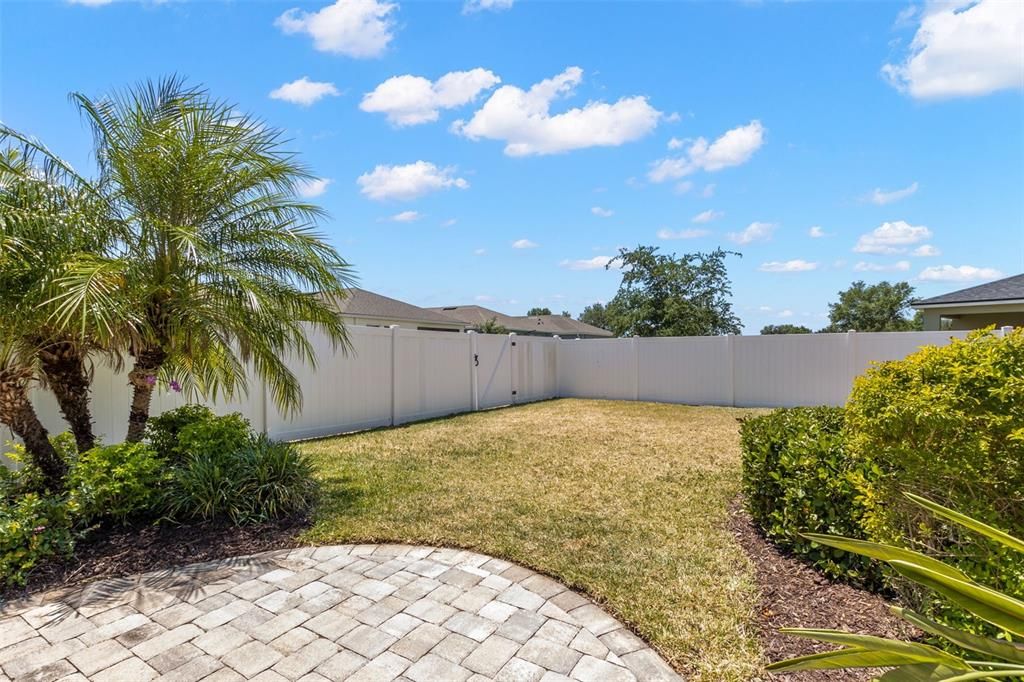 For Sale: $485,000 (4 beds, 3 baths, 2364 Square Feet)