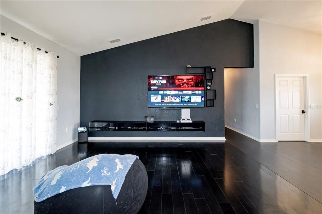 En Venta: $379,999 (4 camas, 2 baños, 2262 Pies cuadrados)