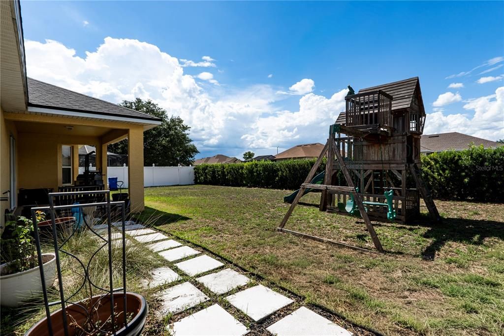 En Venta: $379,999 (4 camas, 2 baños, 2262 Pies cuadrados)
