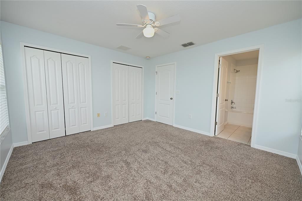 For Rent: $1,800 (4 beds, 3 baths, 1479 Square Feet)