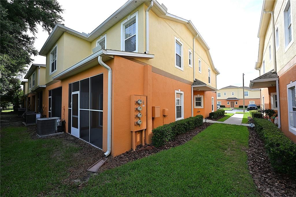For Rent: $1,800 (4 beds, 3 baths, 1479 Square Feet)