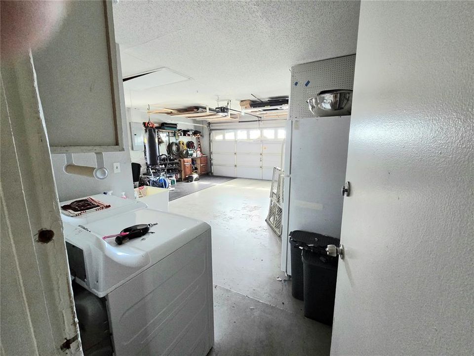Activo con contrato: $379,000 (3 camas, 2 baños, 1498 Pies cuadrados)