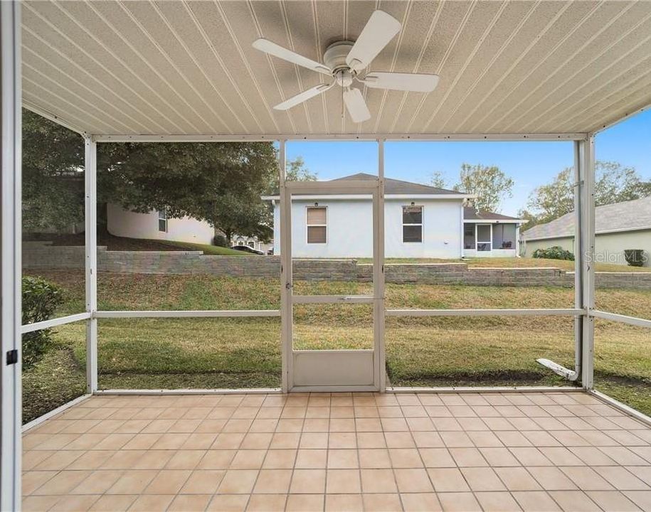 For Sale: $195,000 (2 beds, 2 baths, 1163 Square Feet)