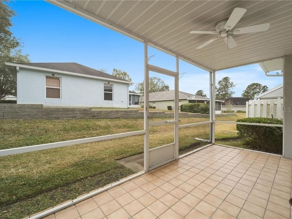 For Sale: $195,000 (2 beds, 2 baths, 1163 Square Feet)
