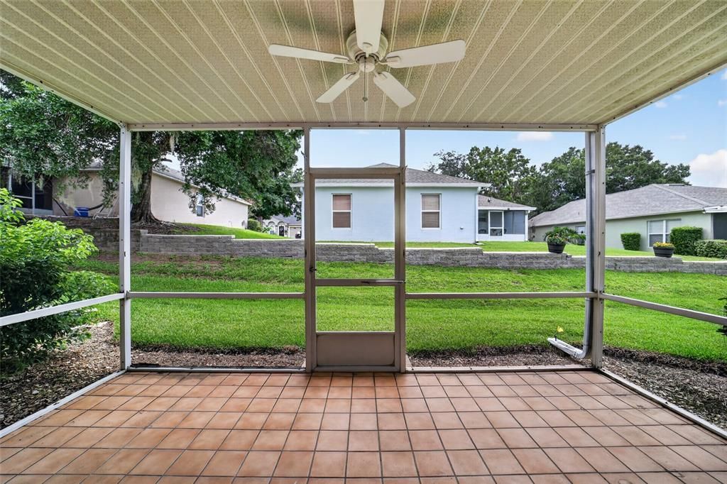 For Sale: $184,900 (2 beds, 2 baths, 1163 Square Feet)