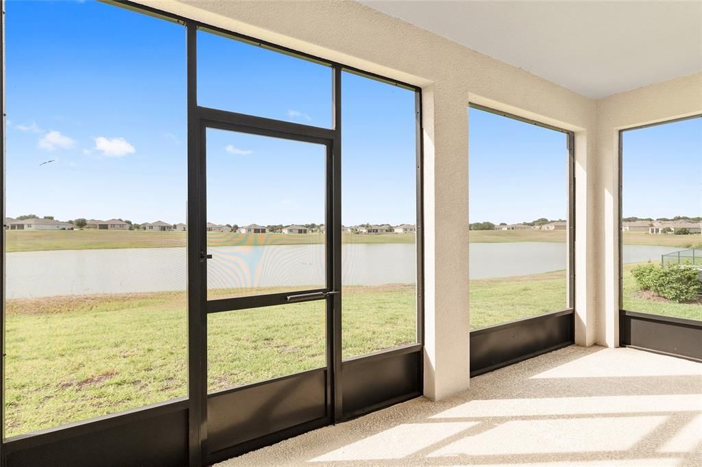 For Sale: $299,900 (2 beds, 2 baths, 1813 Square Feet)