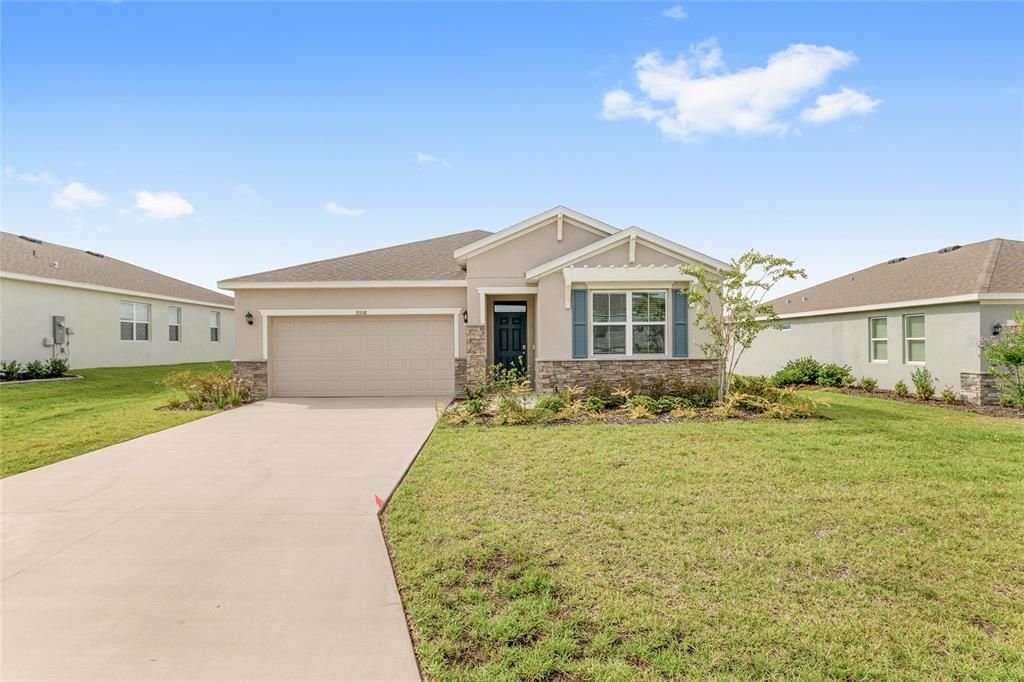 For Sale: $299,900 (2 beds, 2 baths, 1813 Square Feet)