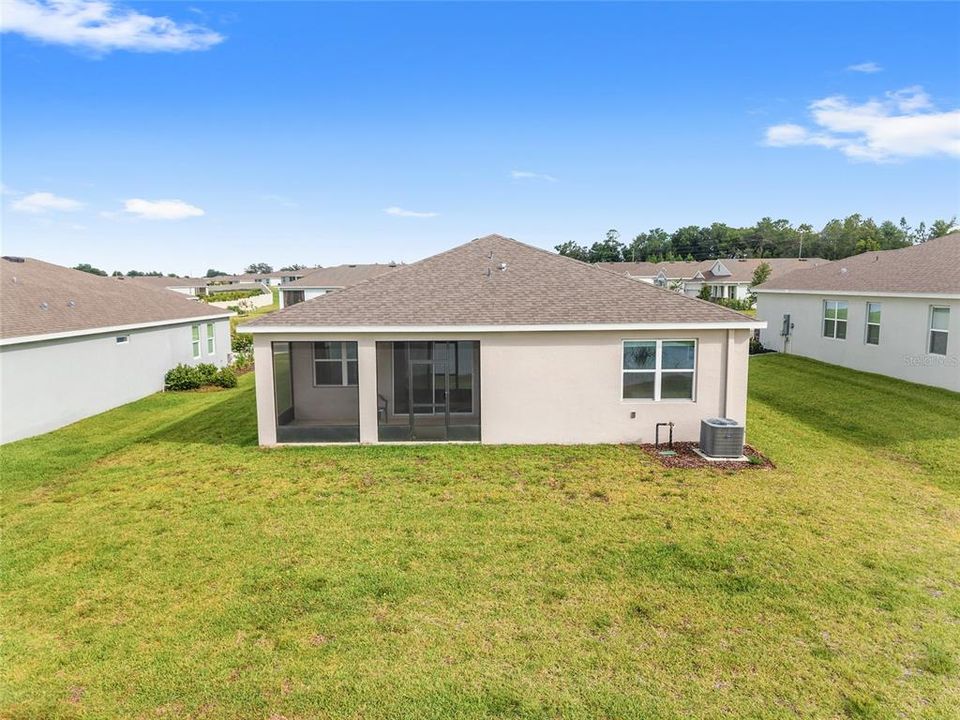 For Sale: $299,900 (2 beds, 2 baths, 1813 Square Feet)