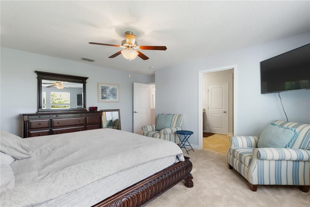 For Sale: $475,000 (4 beds, 2 baths, 2954 Square Feet)