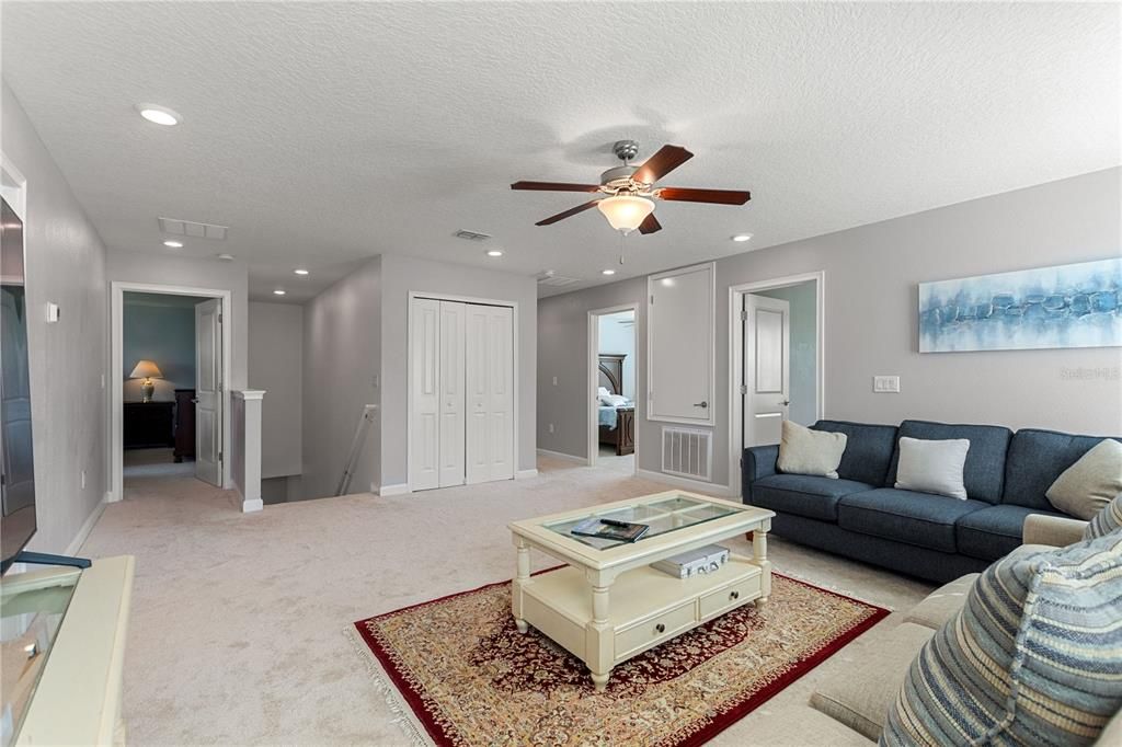 For Sale: $475,000 (4 beds, 2 baths, 2954 Square Feet)